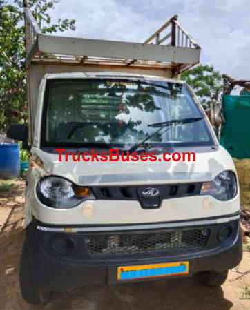 Mahindra Jeeto Mini Truck Images